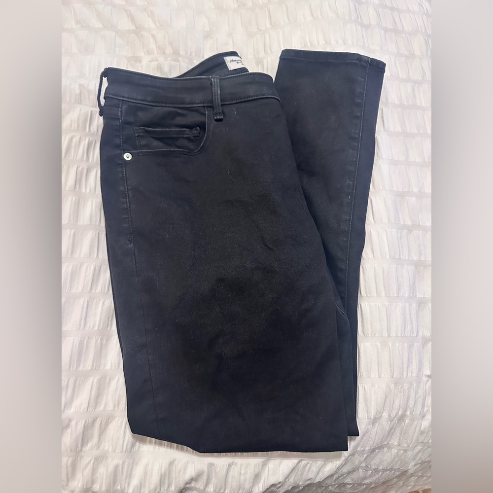 Abercrombie & Fitch Women’s Dark Black Skinny Jeans